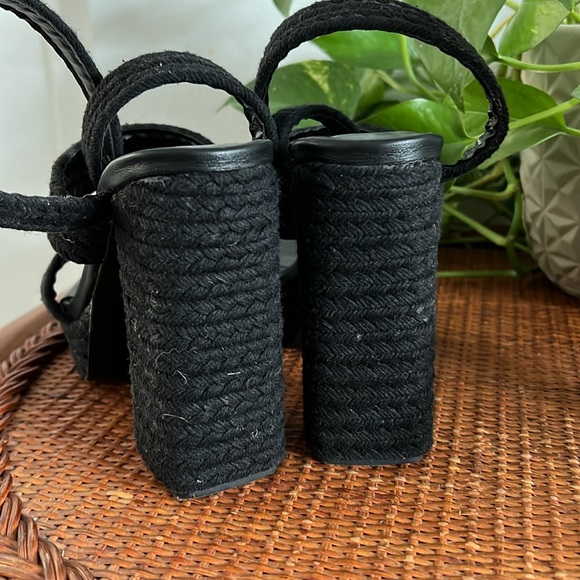 Raye Akita Heel in Black